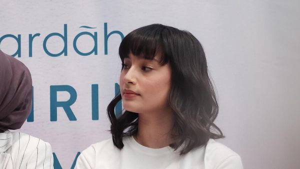 Foto: Segarnya Gaya Rambut Long bob Ala Tatjana Saphira