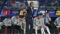 Debut Julen Lopetegui di laga resmi bersama Madrid berakhir pilu. Akanhkah Lopetegui bisa membawa El Real bersaing di jalur juara musim ini? Kita tunggu saja. (Maxim Shemetov/Reuters)