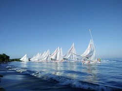 Kemenpar Gelar Lomba Perahu Sandeq di Polewali