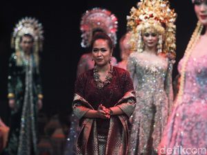 Mengenal Vera Kebaya Anggraini, Desainer Langganan Selebriti dan Pejabat Mengenal Vera Kebaya Anggraini, Desainer Langganan Selebriti dan Pejabat