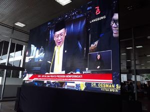 Bamsoet ke Pembaca Doa di Sidang DPR: Dicari Pak Mahfud Bamsoet ke Pembaca Doa di Sidang DPR: Dicari Pak Mahfud