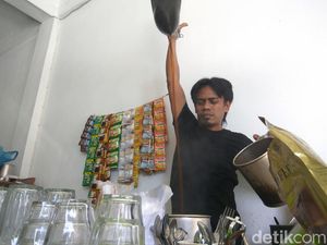 Ini Cara Barista Warung Kopi Aceh Meracik Kopi Enak Ini Cara Barista Warung Kopi Aceh Meracik Kopi Enak