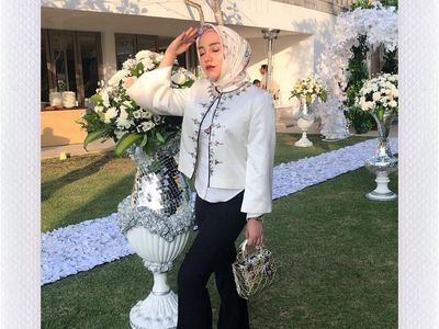 Foto: Cerai dari Taqi Malik, Gaya Hijab Salmafina Kini Berubah
