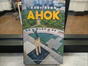 Ketua DPRD Berikan Buku Kebijakan Ahok ke PKS, Ini Alasannya Ketua DPRD Berikan Buku Kebijakan Ahok ke PKS, Ini Alasannya