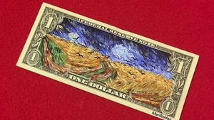 Keren! Seniman Ini Buat Gambar di Atas Uang