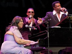 Para Tokoh Ternama Berduka atas Kepergian Aretha Franklin