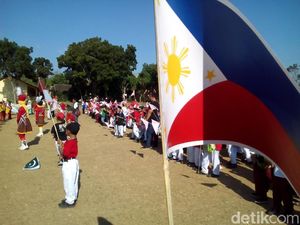 Ratusan Siswa di Kudus Pawai Agustusan Bernuansa Asian Games