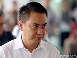 Jaksa ke Saksi: Pengadaan di Kemenhan Pakai Jasa Fayakhun? Jaksa ke Saksi: Pengadaan di Kemenhan Pakai Jasa Fayakhun?