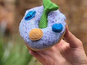 Cantik Banget! Donat Mermaid Ini Sayang Untuk Dimakan