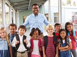 7 Hal yang Harus Disampaikan Guru Saat Pembagian Rapor, Apa Saja?