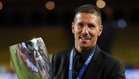 Atletico Madrid baru saja mengalahkan Real Madrid di Piala Super Eropa 2018. Simeone pun menjuarai Piala Super Eropa yang kedua sebagai pelatih, setelah sebelum ini melakukannya pada tahun 2012. (Foto: Chris Brunskill/Getty Images)