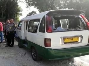 Pelajar Rusak Angkot di Sukabumi, 1 Orang Luka Bacokan Celurit Pelajar Rusak Angkot di Sukabumi, 1 Orang Luka Bacokan Celurit