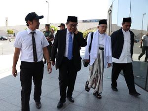 Momen Saat Maruf Amin Tiba di Tanah Suci