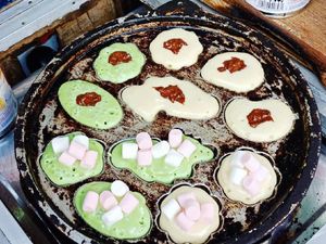 Kue Cubit Legit Enak Buat Camilan Sore Teman Ngopi