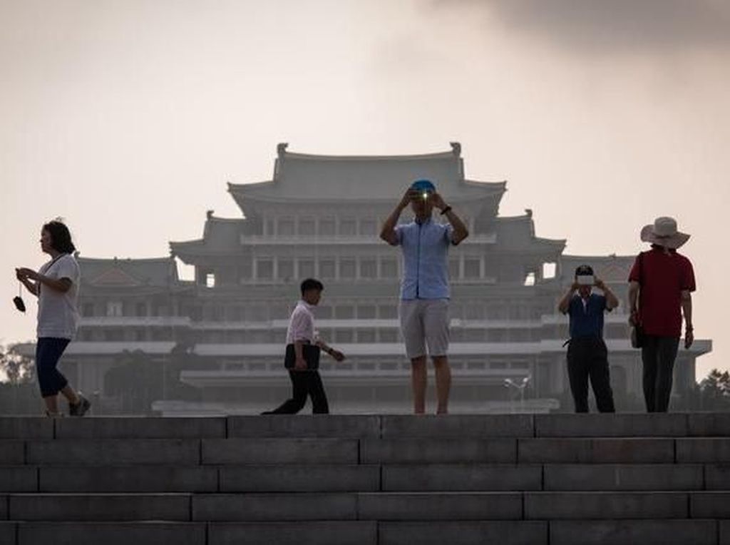 Korea Utara Larang Sementara Kunjungan Turis, Alasannya Rahasia