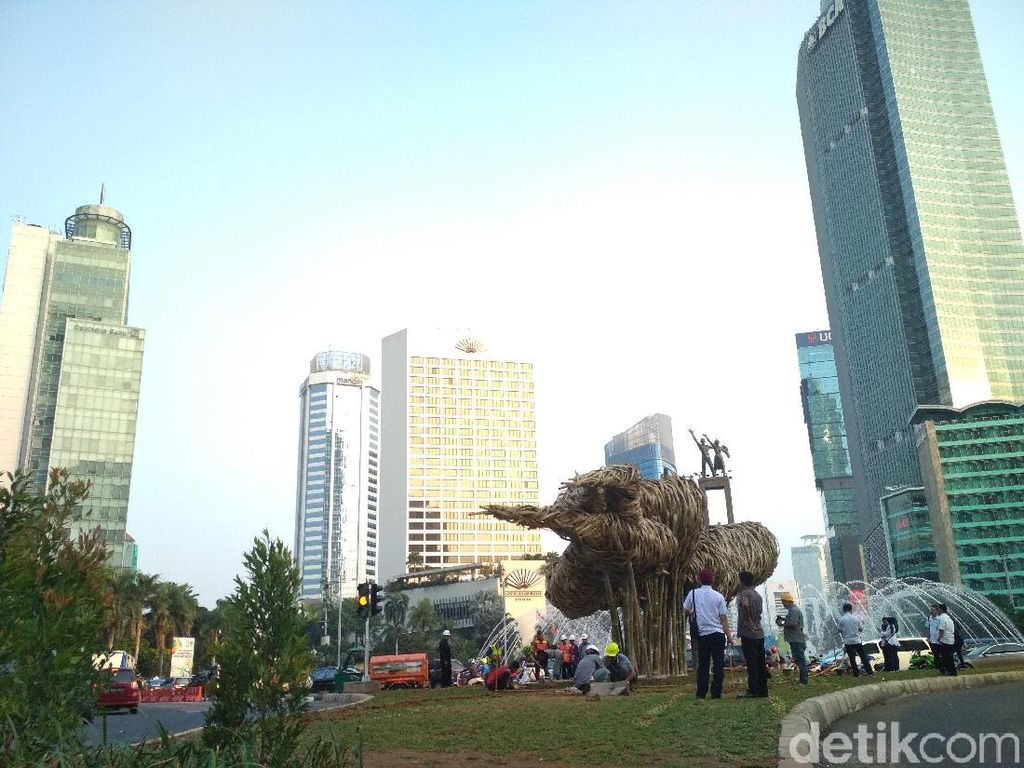 Seni Bambu Proyek Anies Dipercantik oleh Dinas Kehutanan DKI Jakarta Seni Bambu Proyek Anies Dipercantik oleh Dinas Kehutanan DKI Jakarta