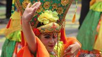 Tarian Betawi Sambut Obor Asian Games 2018