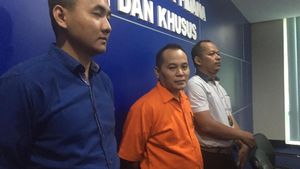 Ini Dia Tampang Bos Sekte Penghapus Utang