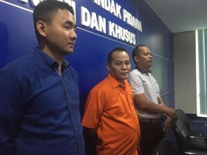 Motif Bos Sekte Penghapus Utang: Jadi Tokoh hingga Dicium Tangan Motif Bos Sekte Penghapus Utang: Jadi Tokoh hingga Dicium Tangan