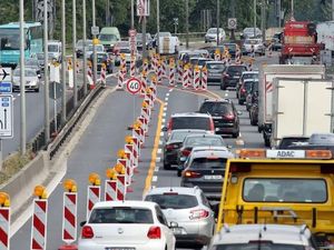 Detik-detik Jembatan Rinsdorf di Jerman Dihancurkan Detik-detik Jembatan Rinsdorf di Jerman Dihancurkan