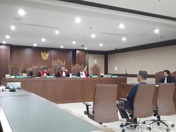 Penyuap Eks Anggota DPR Amin Santono Dituntut 3 Tahun Bui