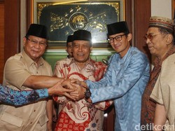 Dapat Kartu Anggota NU, Prabowo: Kehormatan bagi Saya