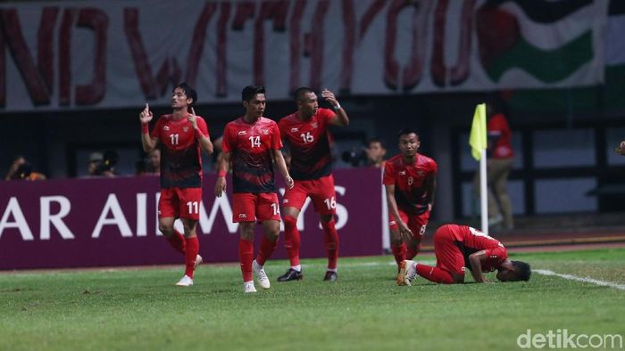 Tanding melawan Laos tanggal 17 Agustus, Timnas U-23 ingin memberi kado spesial di HUT RI ke-73 (Foto: Agung Pambudhy/detikSport) Tanding melawan Laos tanggal 17 Agustus, Timnas U-23 ingin memberi kado spesial di HUT RI ke-73 (Foto: Agung Pambudhy/detikSport)