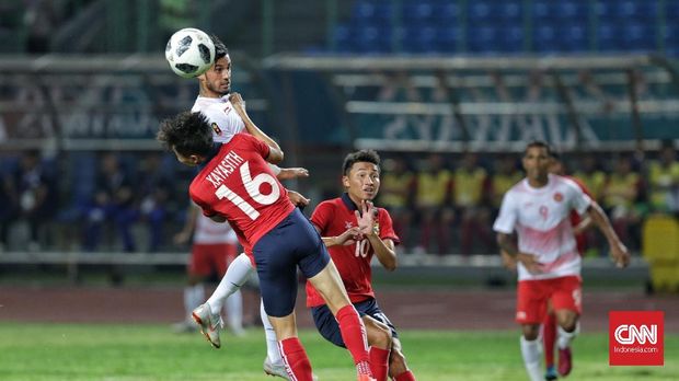 Stefano Lilipaly mendapatkan sejumlah peluang di babak pertama.