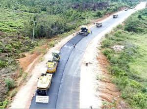 Jalan Perbatasan RI-Malaysia di Kalimantan Dibangun, Keren Lho Jalan Perbatasan RI-Malaysia di Kalimantan Dibangun, Keren Lho