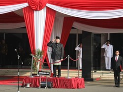 Bamsoet Bacakan Teks Proklamasi Upacara HUT Ke-73 RI di Istana