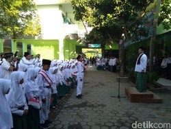 Teks Pembukaan UUD 1945, Pancasila, dan Proklamasi untuk Petugas Upacara 17 Agustus