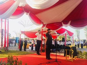 Bulog Gelar Upacara HUT RI, Undang Pelajar Berprestasi & Difabel Bulog Gelar Upacara HUT RI, Undang Pelajar Berprestasi & Difabel