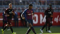 Bek yang baru dipinjamkan Barcelona ke Sassuolo, Marlon Santos, digaji 20 ribu pound per pekan atau sekitar 360 juta rupiah. Marlon berposisi bek tengah. (Lachlan Cunningham/Getty Images)