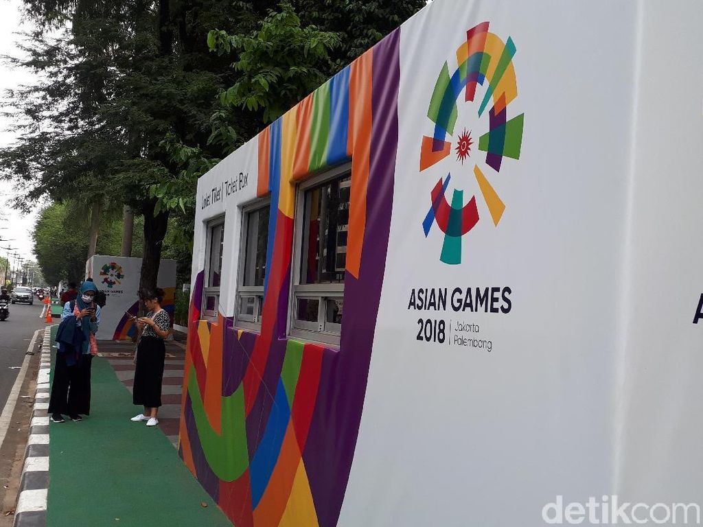 Polisi-TNI Jaga Ketat Pembukaan Asian Games 2018 Polisi-TNI Jaga Ketat Pembukaan Asian Games 2018