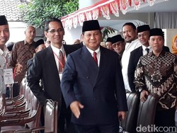 Prabowo, Sandi hingga Titiek Soeharto Hadiri Upacara di UBK