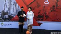 Macam Gaya Menteri Ekonomi Jokowi Rayakan HUT RI
