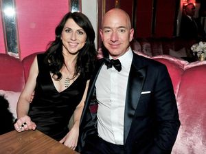 Berani PDKT Duluan, Wanita Ini Sukses Memikat Pria Paling Tajir di Dunia