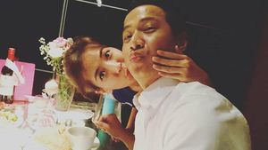 Mengingat Mesranya Momen Makan Delon Thamrin dan Yeslin Wang