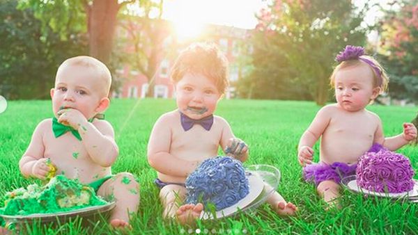 Gemas Banget! Ketika 6 Bayi Lakukan Cake Smash dengan Tema Pelangi
