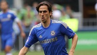 Yossi Benyoun cukup banyak memperkuat klub Inggris. Arsenal pernah dibela 2011/2012, dia juga pernah main di Chelsea pada 2010/2011 (Foto: Otto Greule Jr/Getty Images)