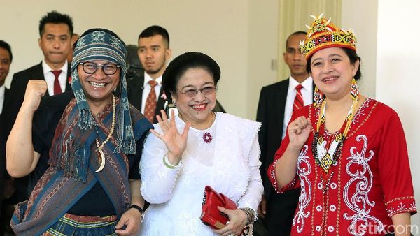 Cinta Indonesia! Adu Gaya Para Pejabat Pakai Baju Adat di HUT ke-73 RI