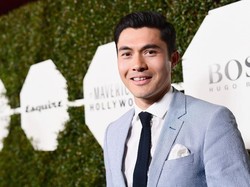 Henry Golding Kena Masalah, Anjing Pitbull Miliknya Serang Anjing Lain