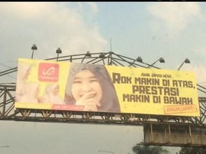 Iklan Rok di Atas Makara Viral, Ini Tanggapan Pihak Rabbani Iklan Rok di Atas Makara Viral, Ini Tanggapan Pihak Rabbani