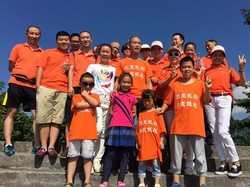 Salut, Ada Miliuner Isi Waktu Luang dengan Pungut Sampah di Jalanan