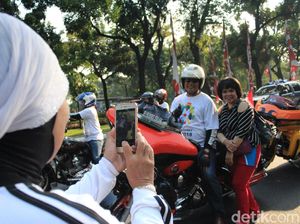 Masyarakat Malah Antusias Lihat Gerombolan Moge