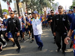 Eks Menperin Ikut Lari Arak Obor Asian Games
