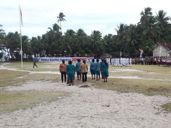 Upacara Bendera di Pulau Terluar Indonesia
