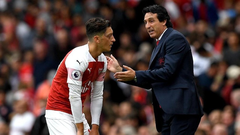 Emery Lebih Galak dari Wenger Emery Lebih Galak dari Wenger