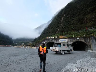 Menyusuri Tambang Bawah Tanah Raksasa Freeport