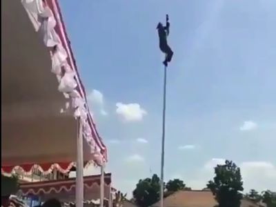 Serma Timbul, Babinsa di Klaten yang Panjat Tiang Demi Merah Putih